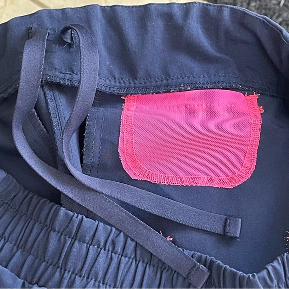 ๐ MOVEMENT Flat Front Scrub Pant Jogger Womens S Navy Blue NWOT - Picture 9 of 13